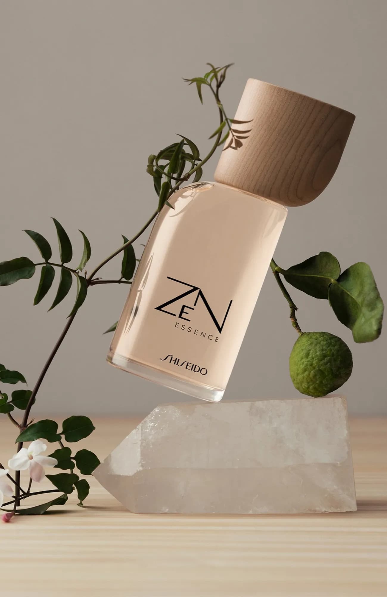 Shiseido Парфюмерная вода ZEN Essence 30 мл
