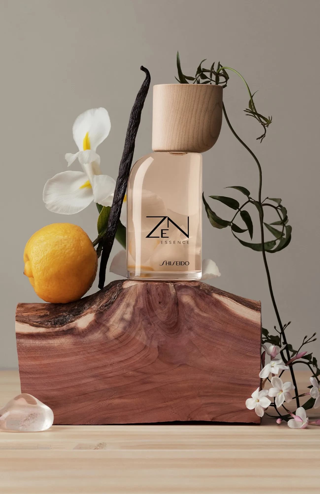 Shiseido Парфюмерная вода ZEN Essence 30 мл